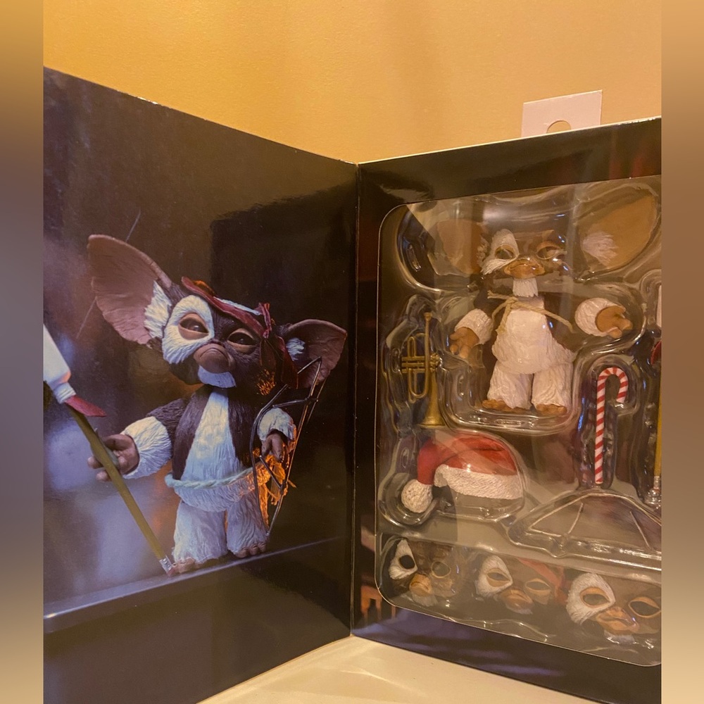Gremlins Collectible Christmas 🎄 Figure